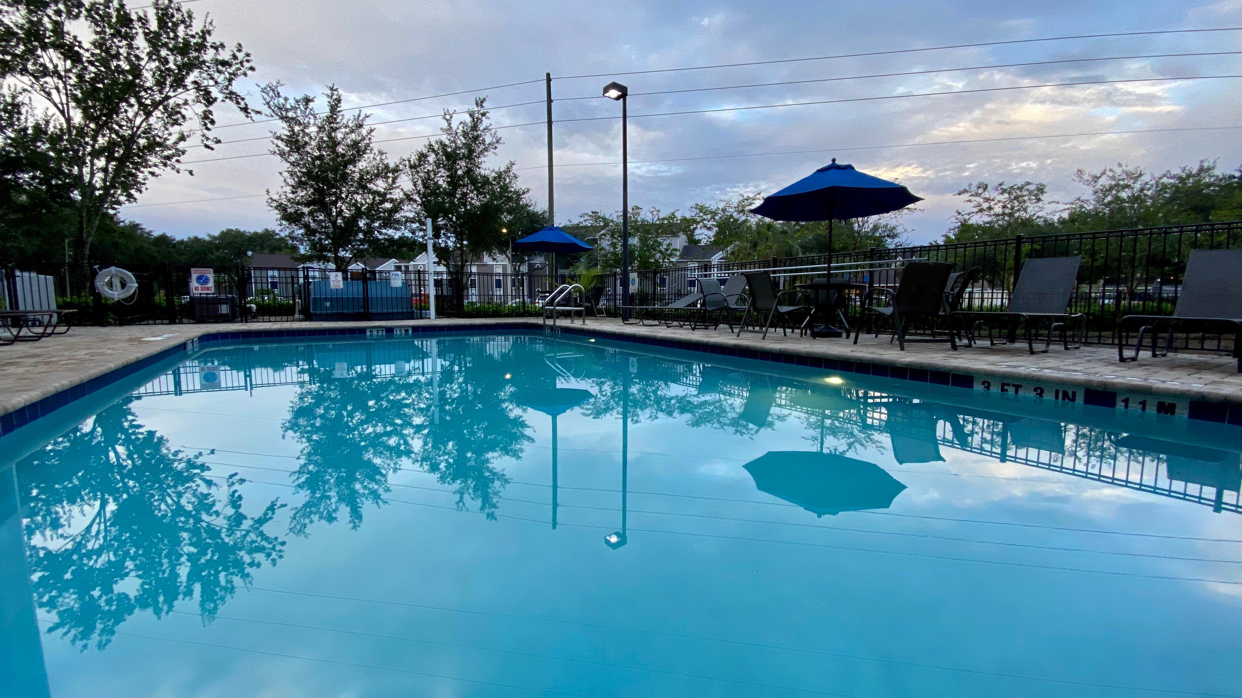 Holiday Inn Express Hotel & Suites Orlando East-Ucf Area By Ihg Alafaya Esterno foto