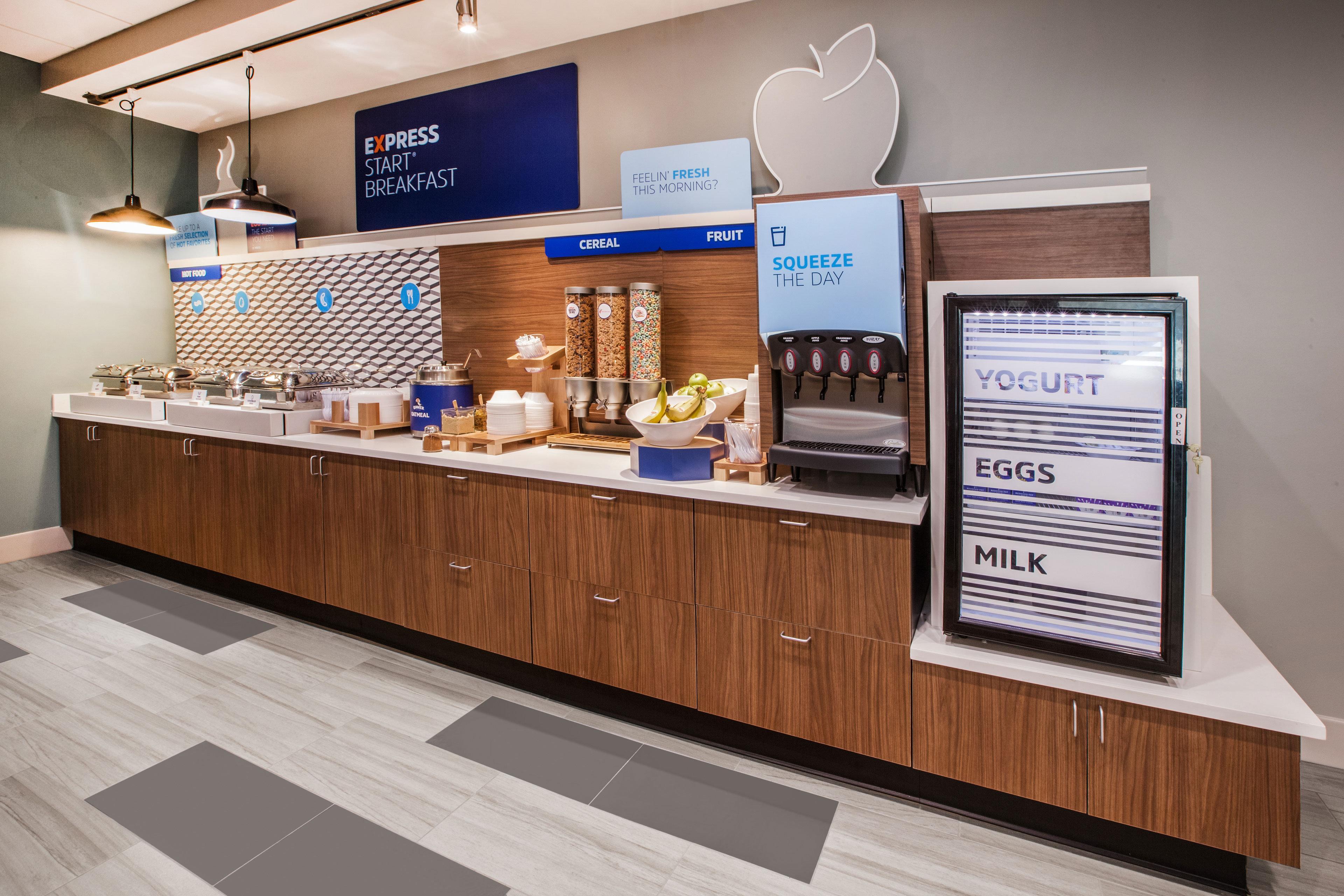 Holiday Inn Express Hotel & Suites Orlando East-Ucf Area By Ihg Alafaya Esterno foto