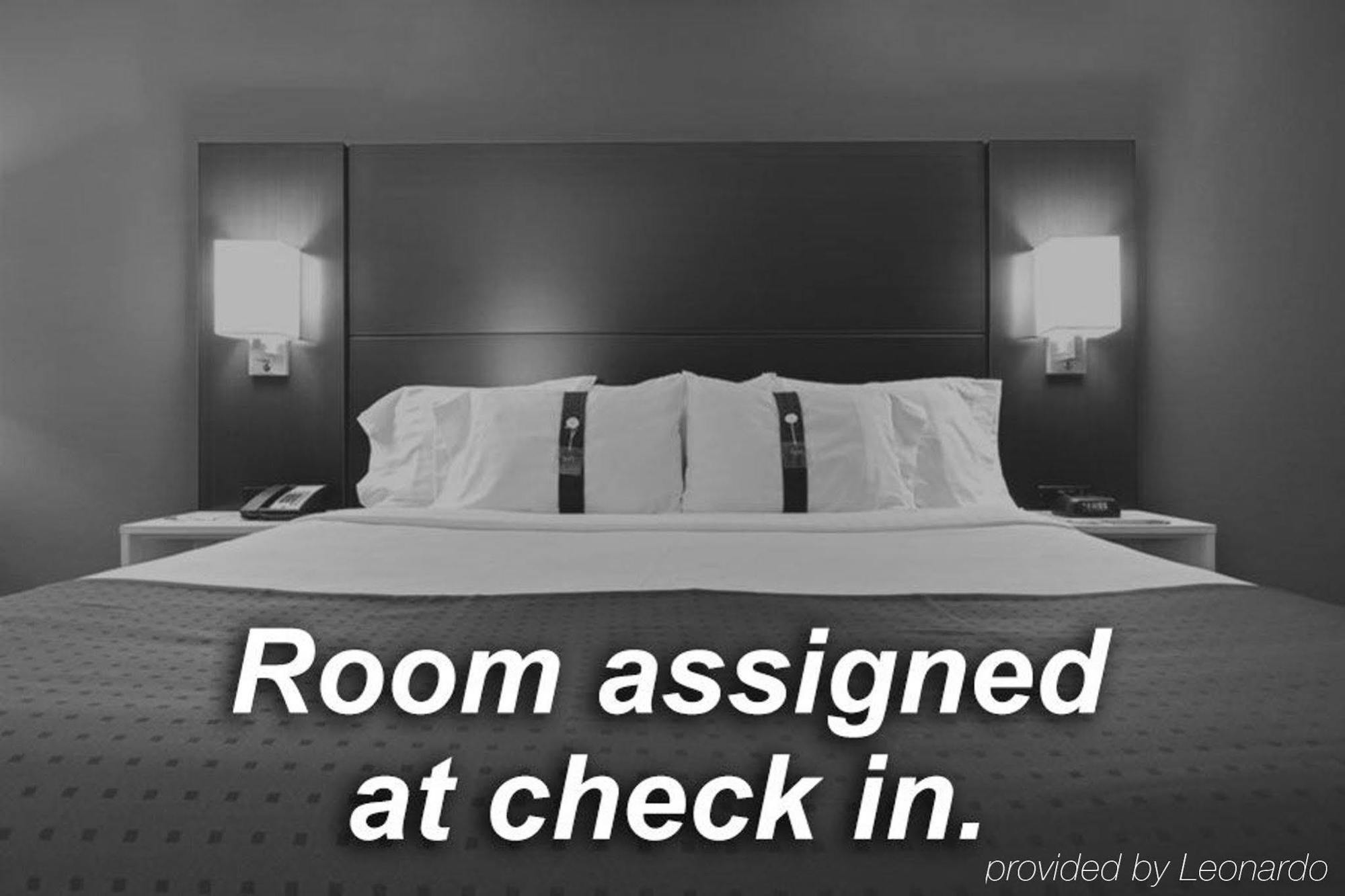 Holiday Inn Express Hotel & Suites Orlando East-Ucf Area By Ihg Alafaya Esterno foto